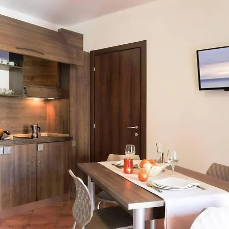 Ai Pozzi Villagespa 122s